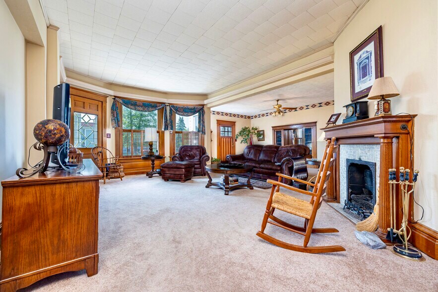 More Photos Of 103 N Boggs St, De Graff Specialty For Sale