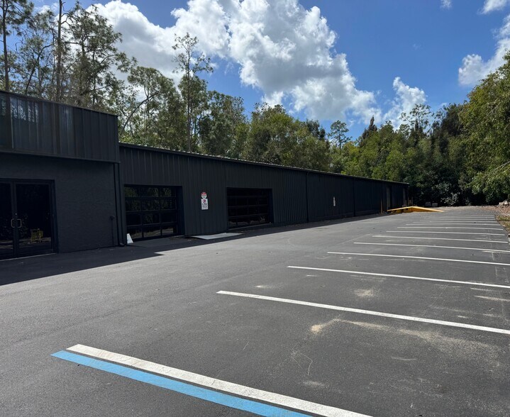 More Photos Of 11330 Tamiami Trl E, Naples Freestanding For Lease