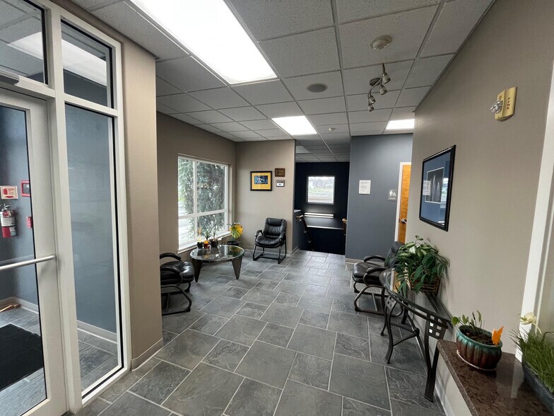 More Photos Of 1123 N Grant Pl, Kennewick Office For Sale