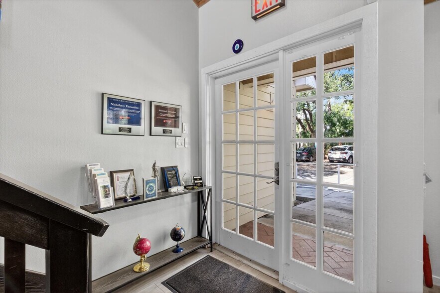 More Photos Of 10225 Ulmerton Rd, Largo Office For Sale