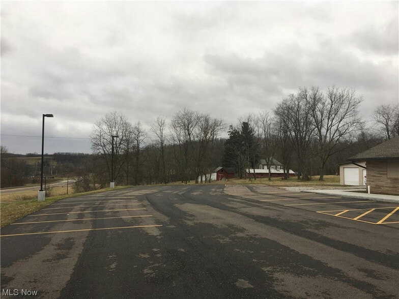 More Photos Of 45167 Cadiz Harrisville Rd, Cadiz Medical For Sale