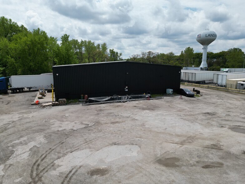 More Photos Of 17735 Chappel Ave, Lansing Industrial For Sale