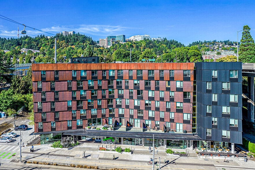 More Photos Of 3155 S Moody Ave, Portland Apartments For Lease