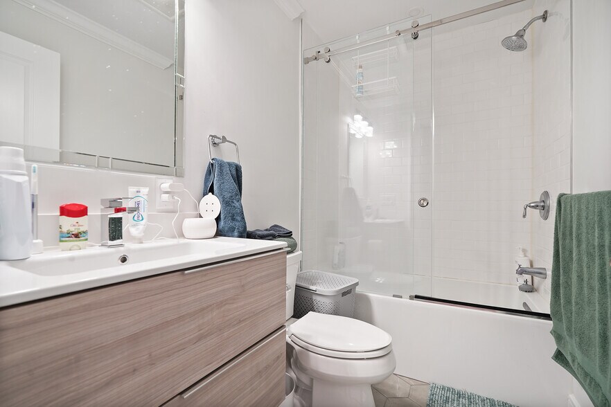 More Photos Of 24 Hoyt St, Stamford Apartments For Sale