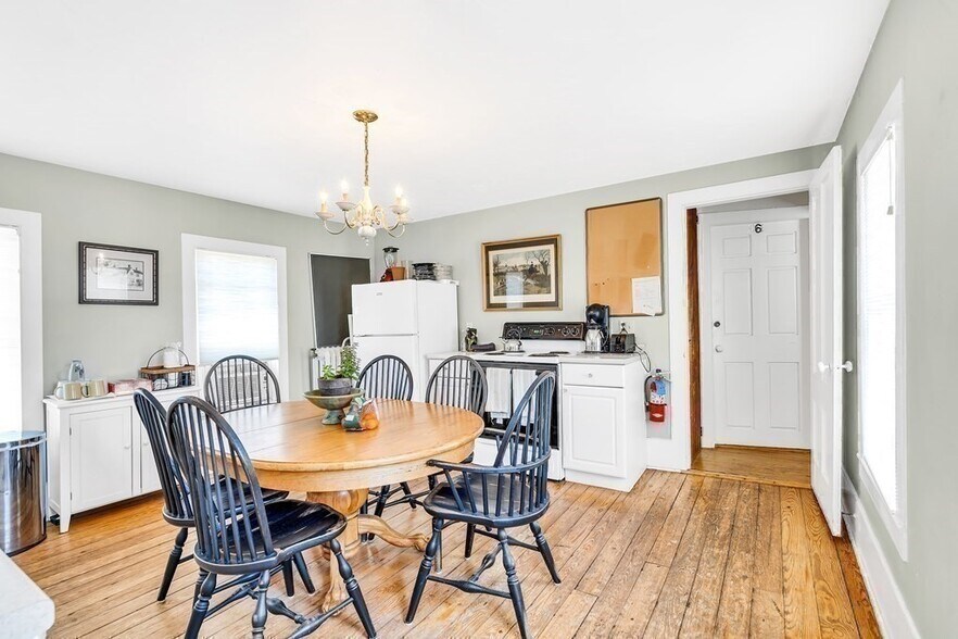 More Photos Of 353 Boston Post Rd, Sudbury Office For Lease