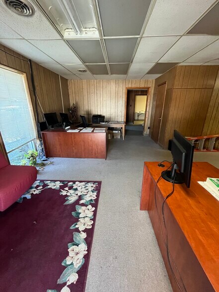 More Photos Of 7643 Highway 178, Olive Branch Office For Sale