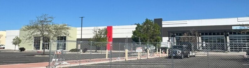 More Photos Of 2450 Oddie Blvd, Sparks Storefront Retail Office For Lease