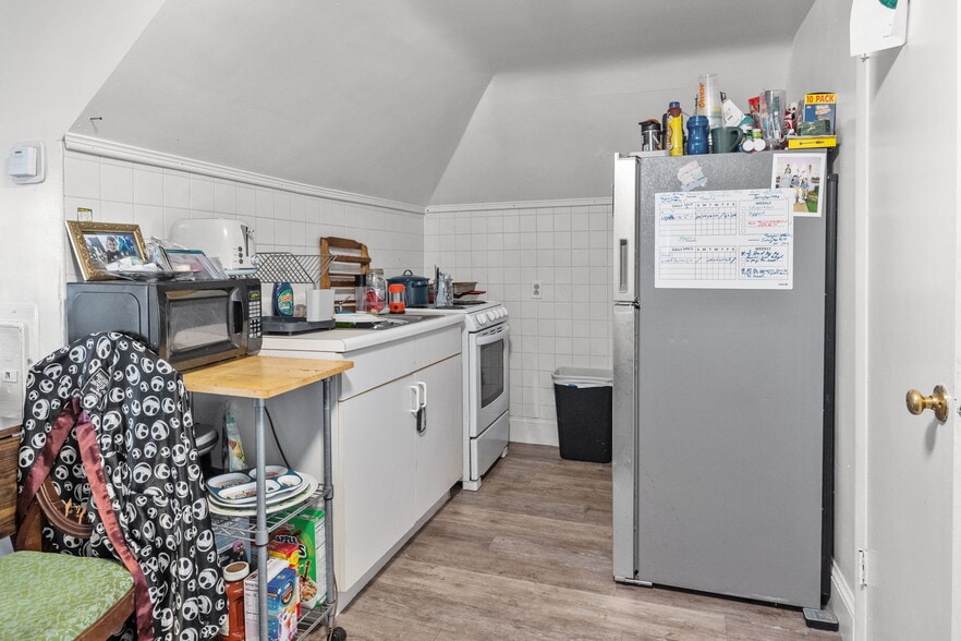 More Photos Of 231 Washington St, Morrisville Apartments For Sale