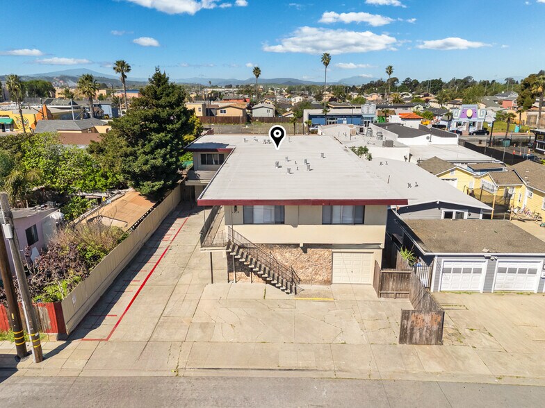 More Photos Of 1937 Powell St, San Pablo Apartments For Sale