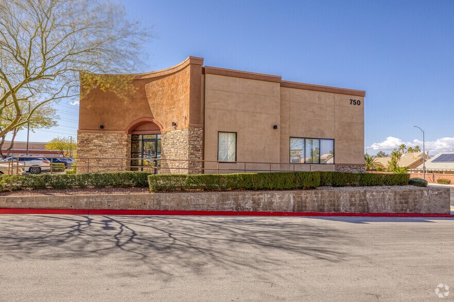 More Photos Of 750 Coronado Center Dr, Henderson Medical For Lease