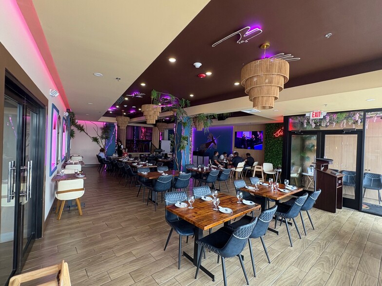 More Photos Of 238-248 Front St, Hempstead Storefront For Sale