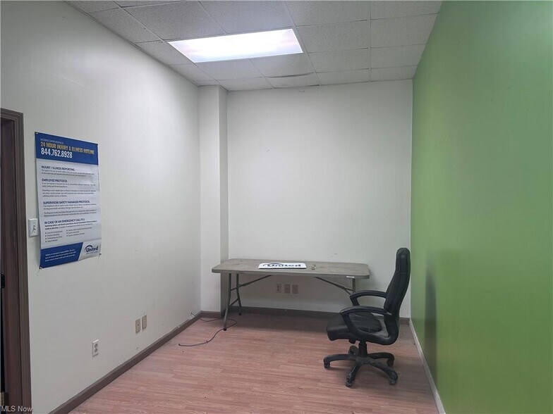 More Photos Of 54760 Neffs Bellaire Rd, Bellaire Warehouse For Lease