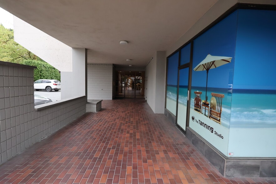 More Photos Of 631 Sixth St, New Westminster Apartments For Lease