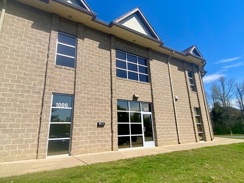 Primary Photo Of 1000 Cannons Ct, Woodbridge Flex For Lease