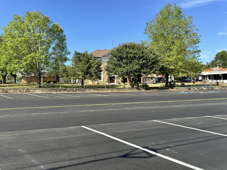 More Photos Of 140 N West St, Mount Ida Storefront Retail Office For Sale