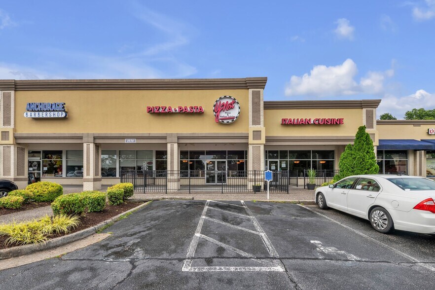 More Photos Of 1036 Volvo Pky, Chesapeake Freestanding For Sale