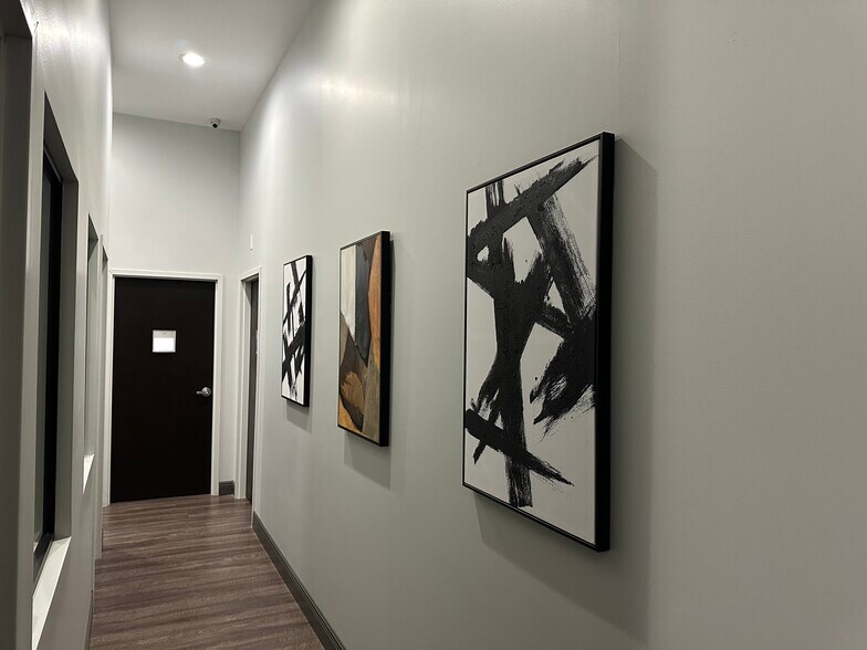 More Photos Of 952 International Pky, Lake Mary Office For Sale