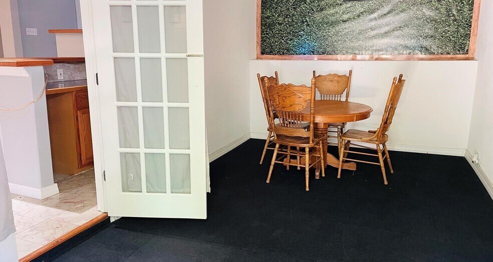 More Photos Of 1925 Hickory Dr, Haltom City Office Residential For Lease