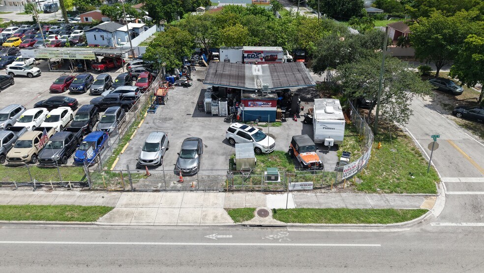 More Photos Of 9301 NW 27th Ave, Miami Auto Dealership For Sale