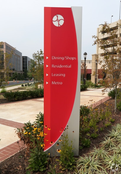 More Photos Of 2672-2676 Avenir Rd, Fairfax Unknown For Lease