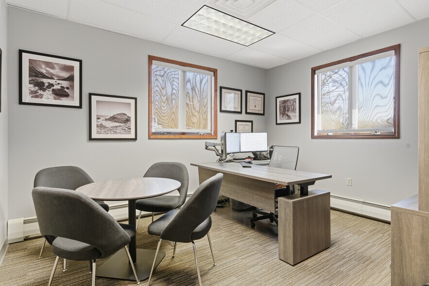 More Photos Of 33 Century Hill Dr, Latham Office For Sale