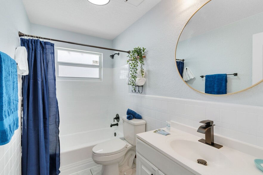 More Photos Of 1029 Park Dr, Indian Harbour Beach Apartments For Sale