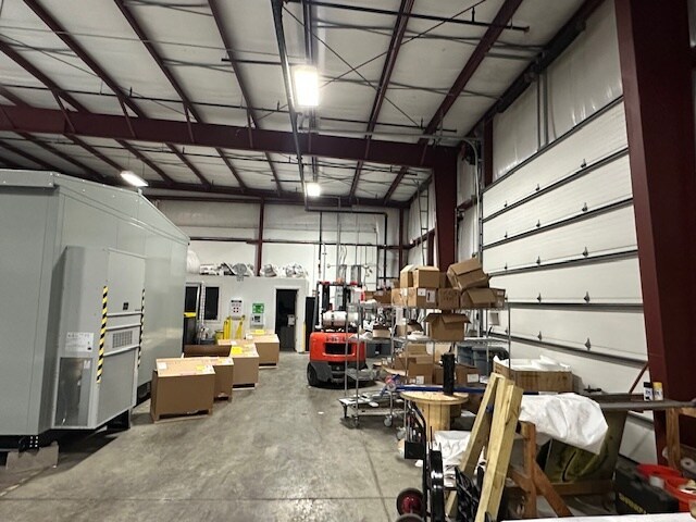 More Photos Of 18 Lancaster Pky, Lancaster Manufacturing For Sale