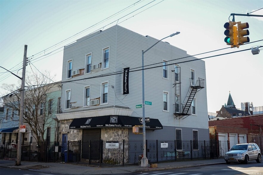 More Photos Of 174 Wyona St, Brooklyn Office Residential For Lease
