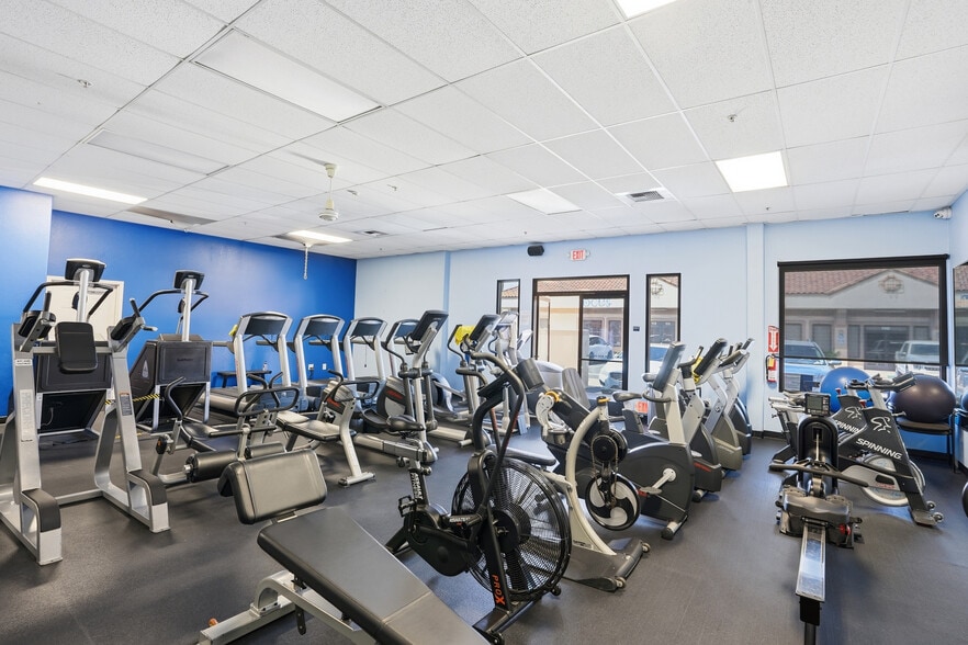 More Photos Of , Santa Maria General Retail For Sale