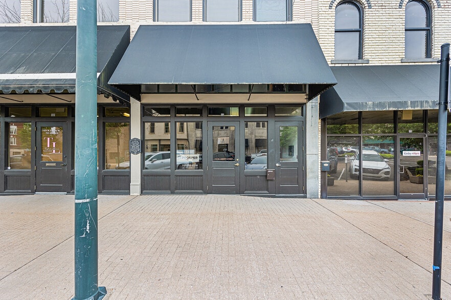111-113 N Liberty St  