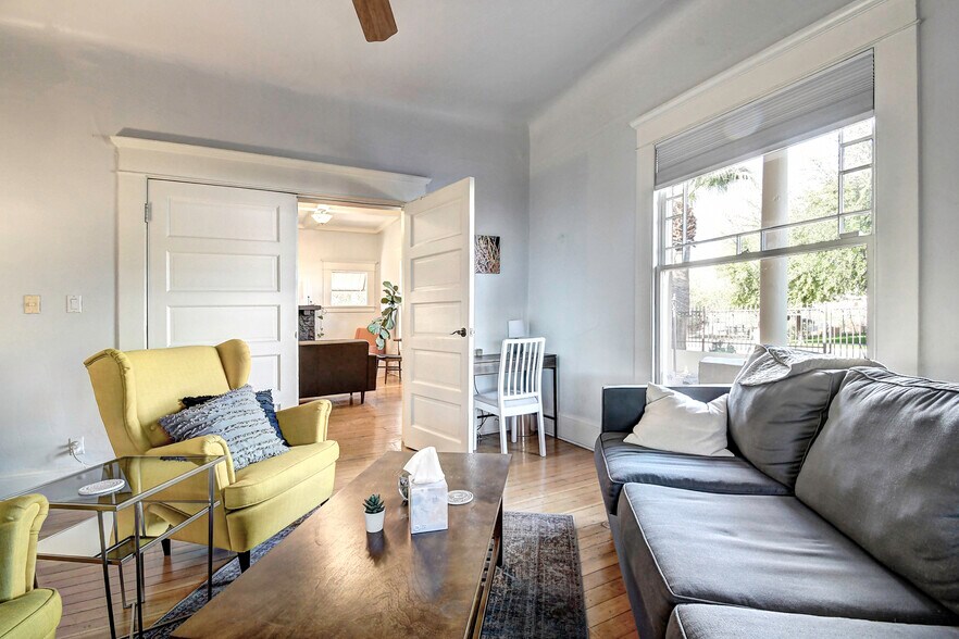 More Photos Of 531 E Lynwood St, Phoenix Office Residential For Sale