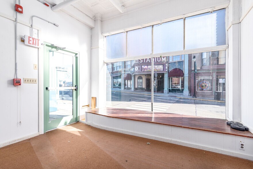 More Photos Of 2 Monument Sq, Woonsocket Medical For Sale