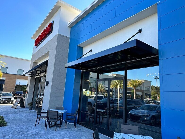 More Photos Of 1711 Amazing Way, Ocoee Storefront Retail Office For Lease