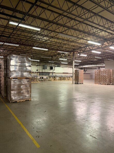 More Photos Of 350 Kindig Ln, Hanover Manufacturing For Sale