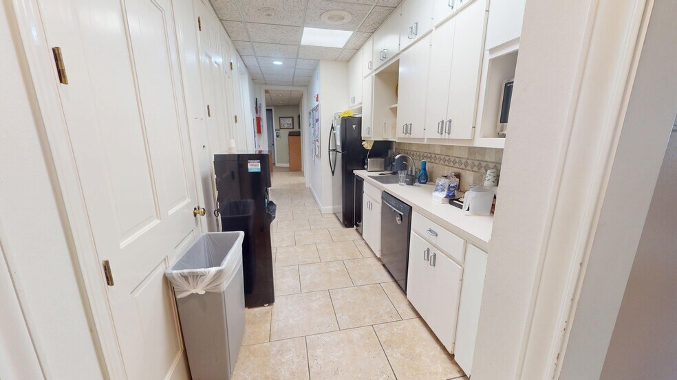 More Photos Of 1101 S Capital Of Texas Hwy, West Lake Hills Office For Sale