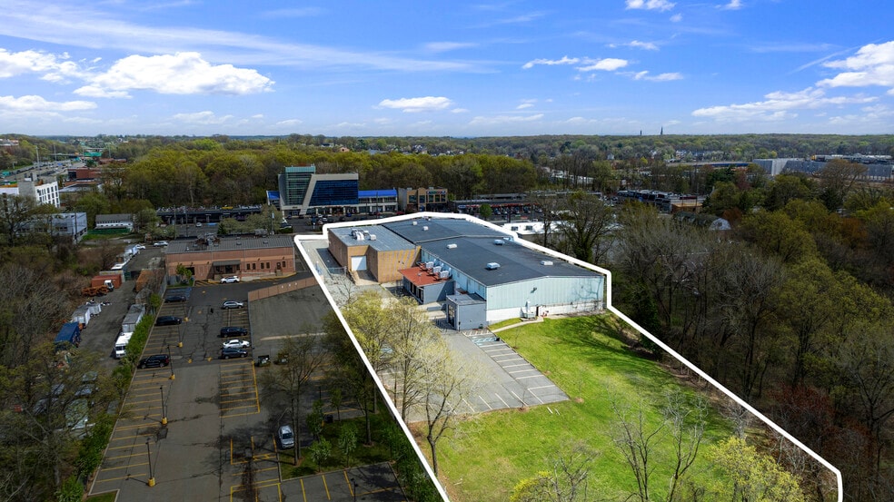 More Photos Of 4865 Arthur Kill Rd, Staten Island Warehouse For Sale