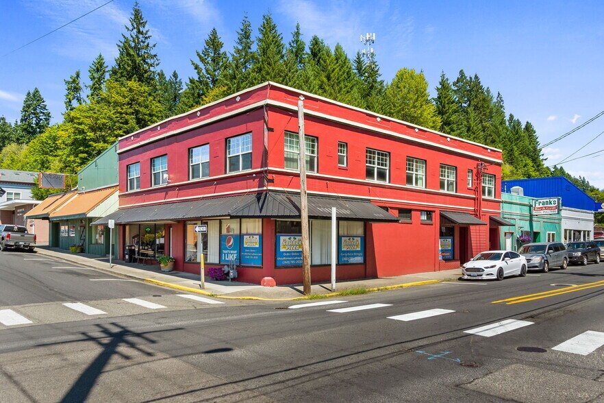 More Photos Of 202 NE 1st, Winlock Storefront Retail Office For Sale