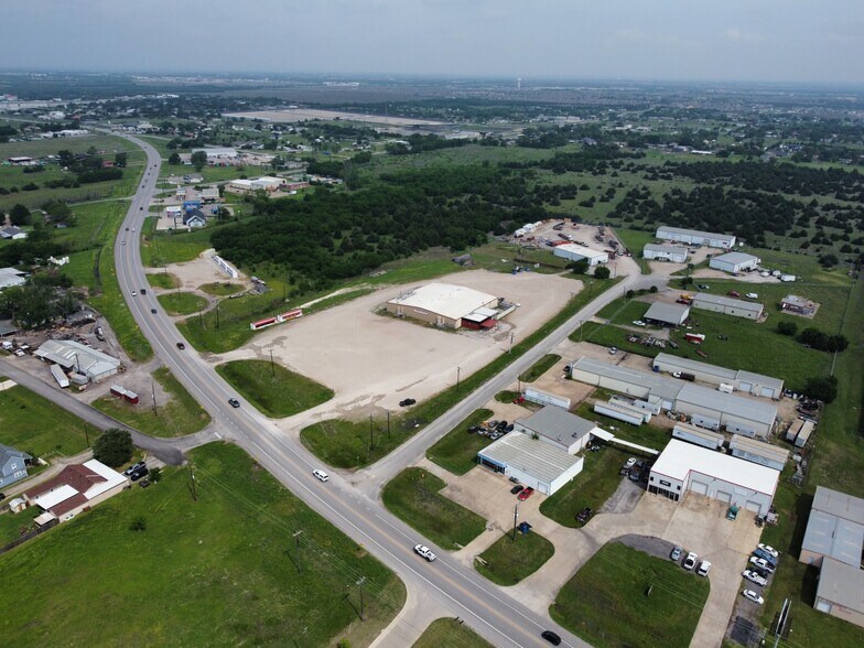 More Photos Of 5574 TX-276, Royse City Warehouse For Sale