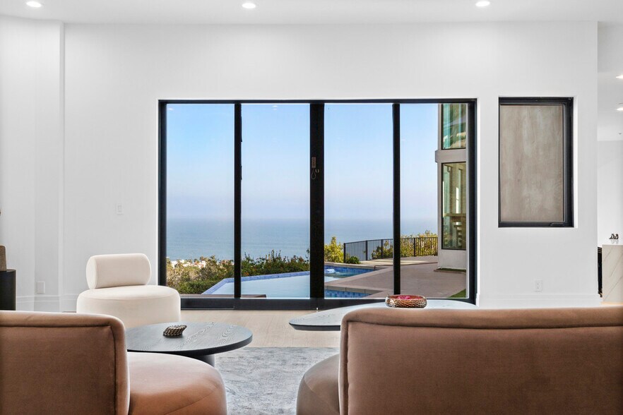 More Photos Of 6380 Meadows Ct, Malibu Rehabilitation Center For Lease