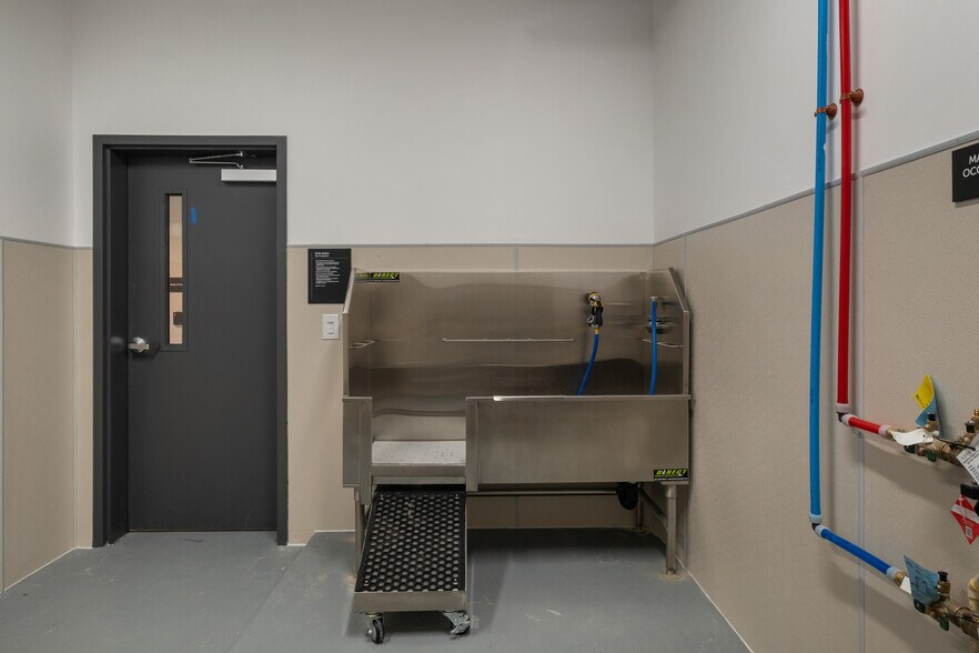 More Photos Of 1505 SW 107th St, Seattle Apartments For Lease