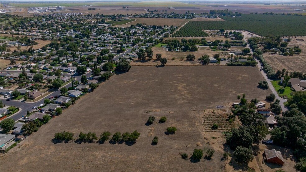 More Photos Of 1425 5th St, Colusa Land For Sale