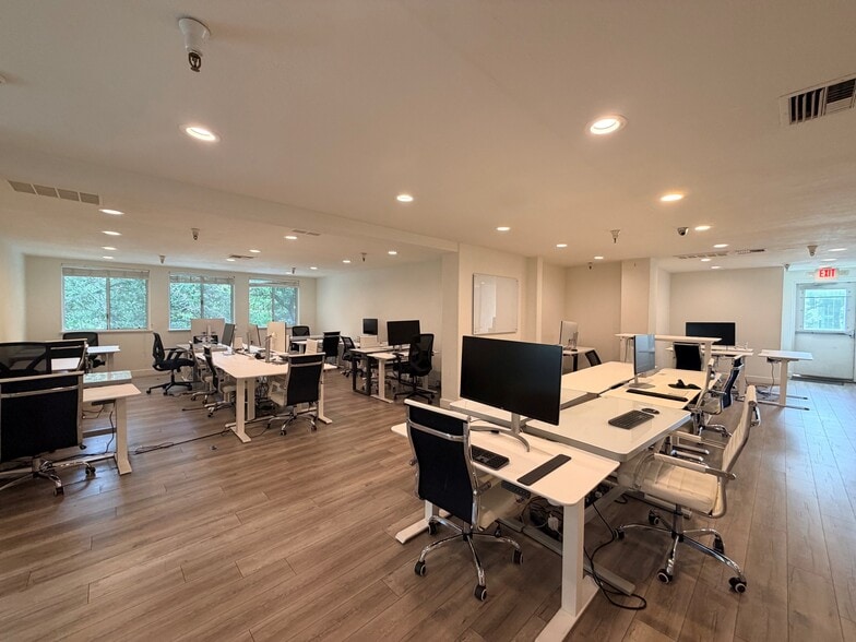 Primary Photo Of 357 Castro St, Mountain View Office For Lease