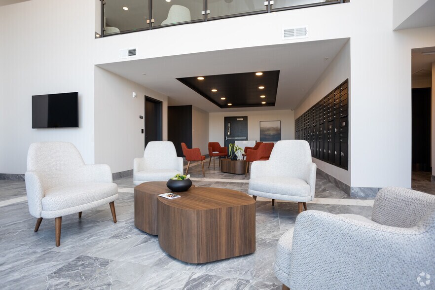 More Photos Of 140 E Monument Ave, Dayton Apartments For Lease