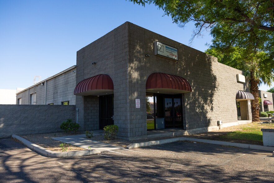 More Photos Of 6097 N 57th Dr, Glendale Warehouse For Sale