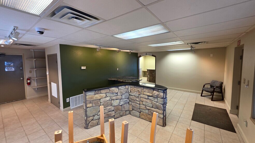 More Photos Of 69-75 Sunflower Rd, Colorado Springs Warehouse For Lease