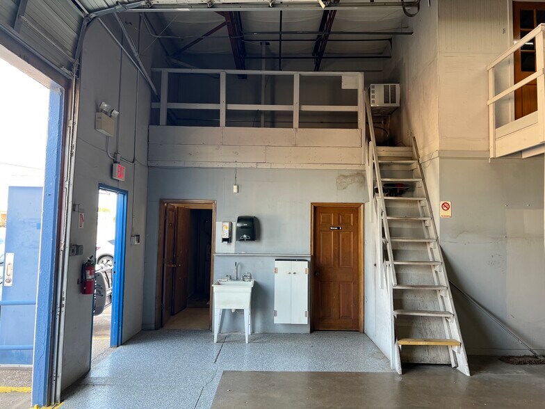 More Photos Of 1190 Explorer St, Duncanville Light Manufacturing For Sale