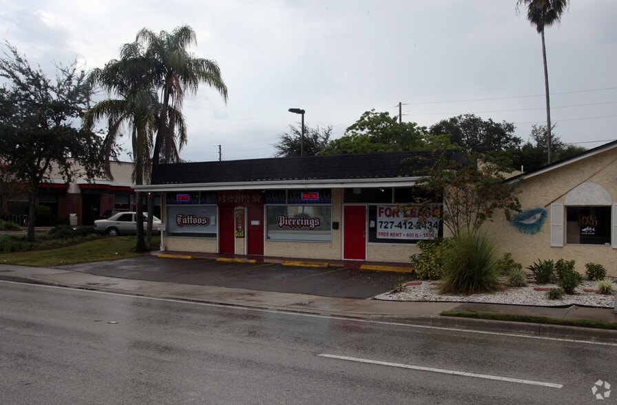 More Photos Of 4201-4217 4th St N, Saint Petersburg Unknown For Lease