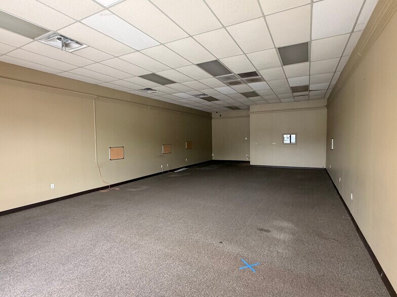 More Photos Of 5208 Calhoun Memorial Hwy, Easley Freestanding For Lease