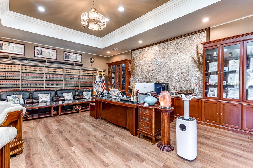 More Photos Of 702 W Holt Ave, Pomona Freestanding For Sale