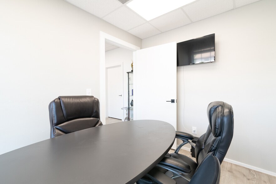 More Photos Of 13740 Research Blvd, Austin Office For Sale